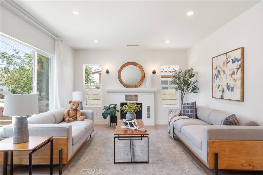 Harbor City, CA 90710,25532 Senator AVE