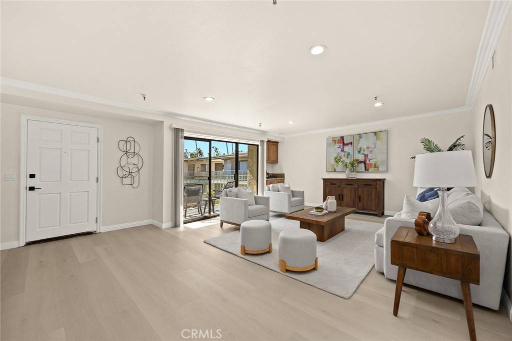 Pasadena, CA 91106,70 N Catalina AVE #306