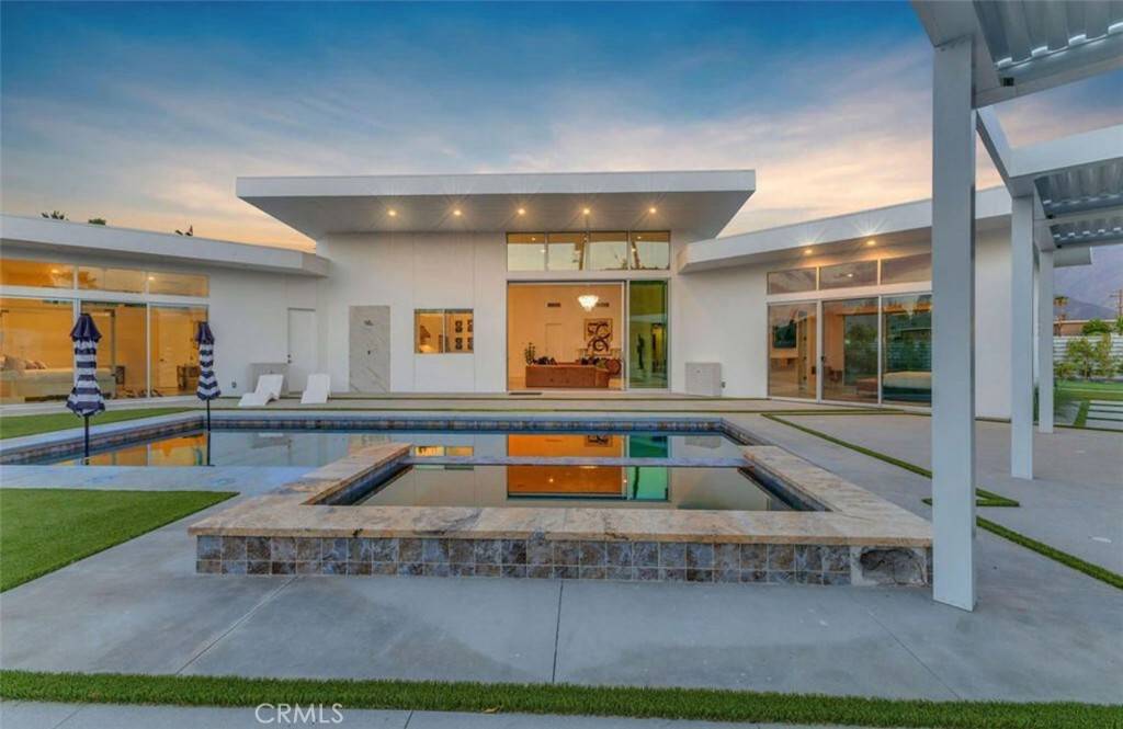 Palm Springs, CA 92262,2100 E Sahara RD