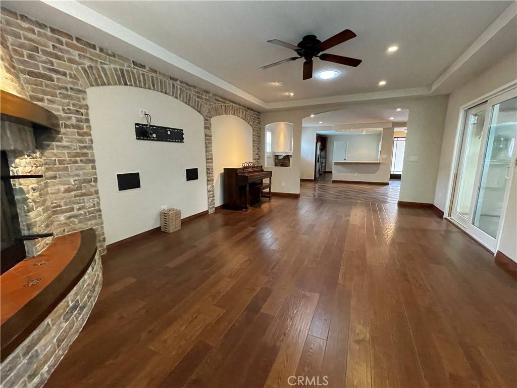 Huntington Beach, CA 92647,17761 Quintana LN