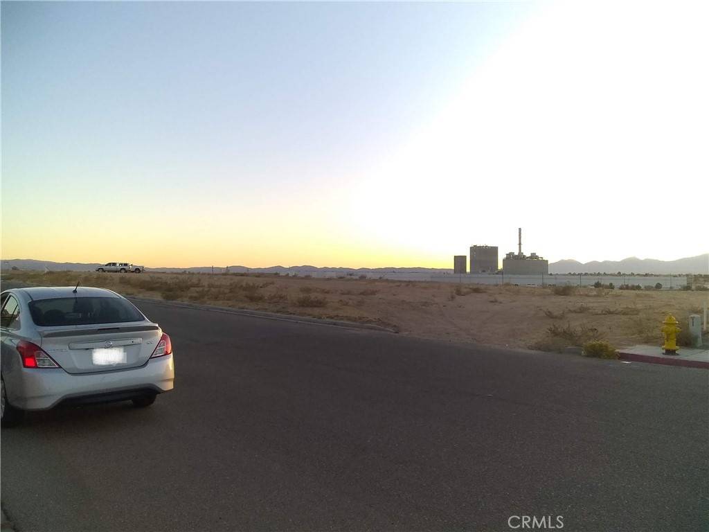 Victorville, CA 92395,13430 Jubilee PL