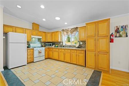 Rowland Heights, CA 91748,1560 S Otterbein AVE #170