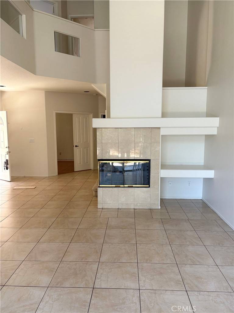 Chino Hills, CA 91709,2018 Villa Del Lago DR #B