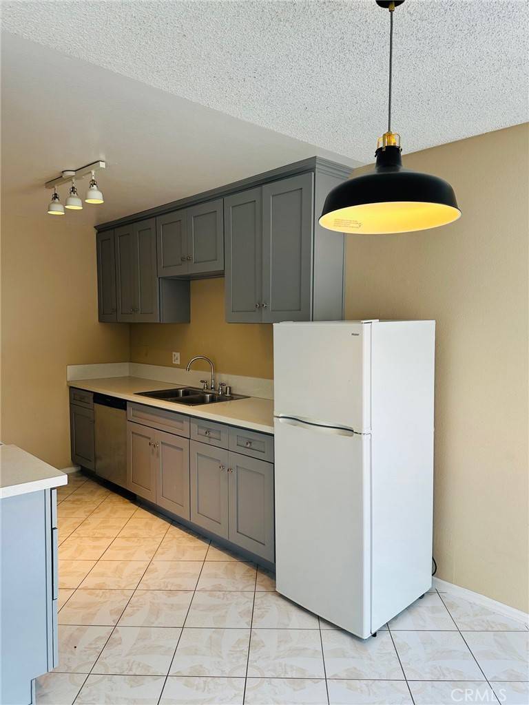 Hacienda Heights, CA 91745,17004 Colima RD #4