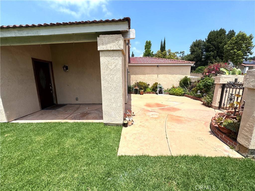 Diamond Bar, CA 91765,1101 Hourglass PL
