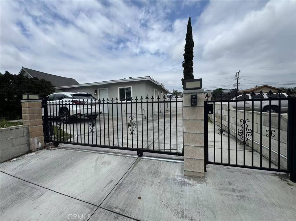 Ontario, CA 91764,951 E Elma ST