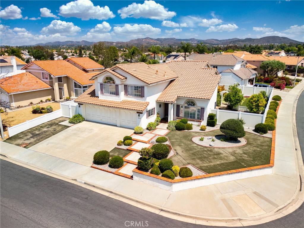 Murrieta, CA 92563,39625 Ranchwood DR