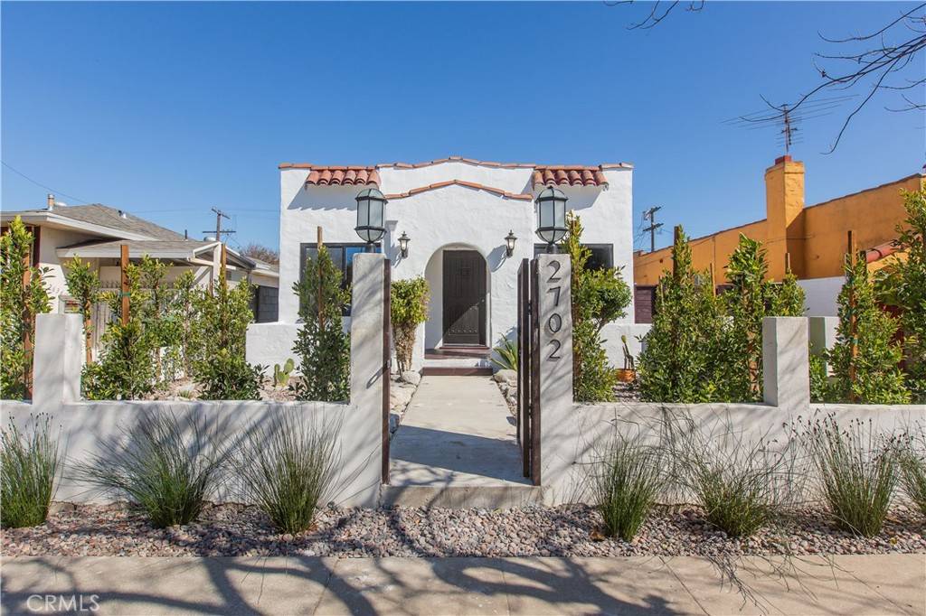 Los Angeles, CA 90034,2702 Reynier AVE