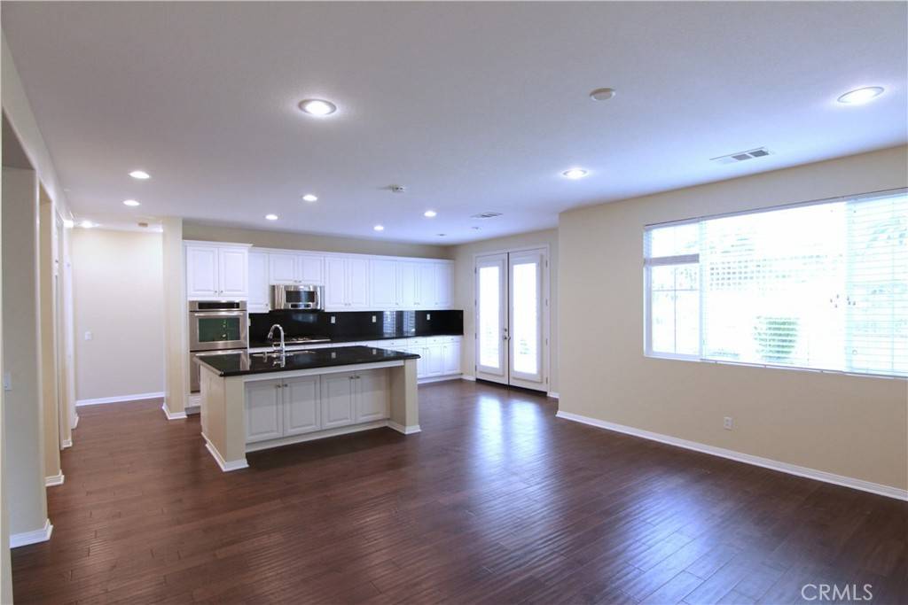 Azusa, CA 91702,629 E Gardenia DR
