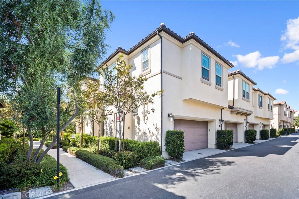 Lake Forest, CA 92630,26 Prominence