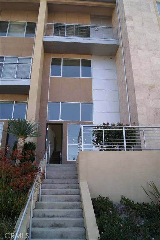 Irvine, CA 92612,812 Rockefeller