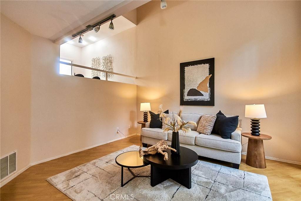 Diamond Bar, CA 91765,2990 Malaga CIR #C