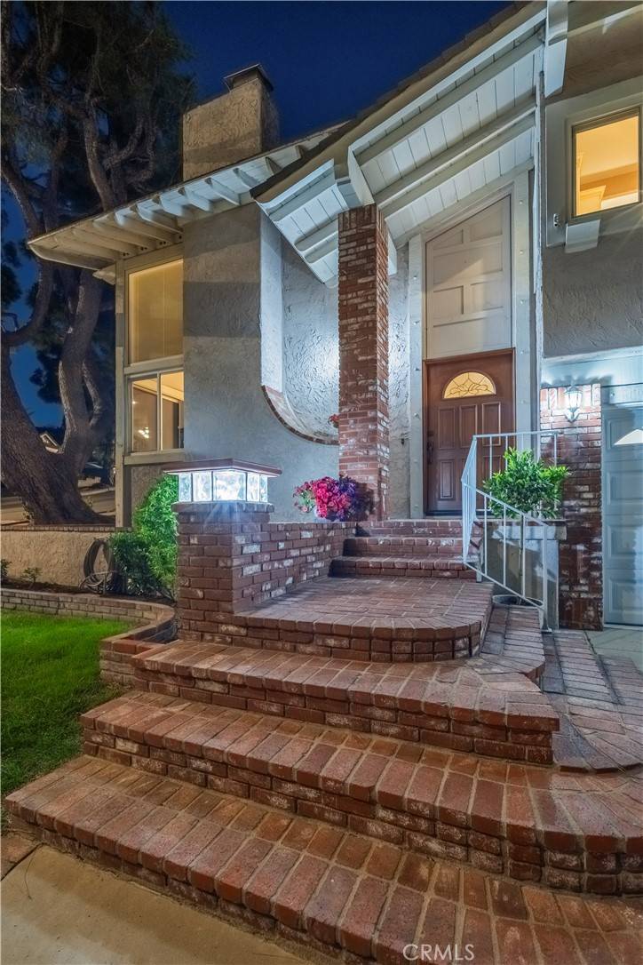 Rowland Heights, CA 91748,2239 Maystone PL