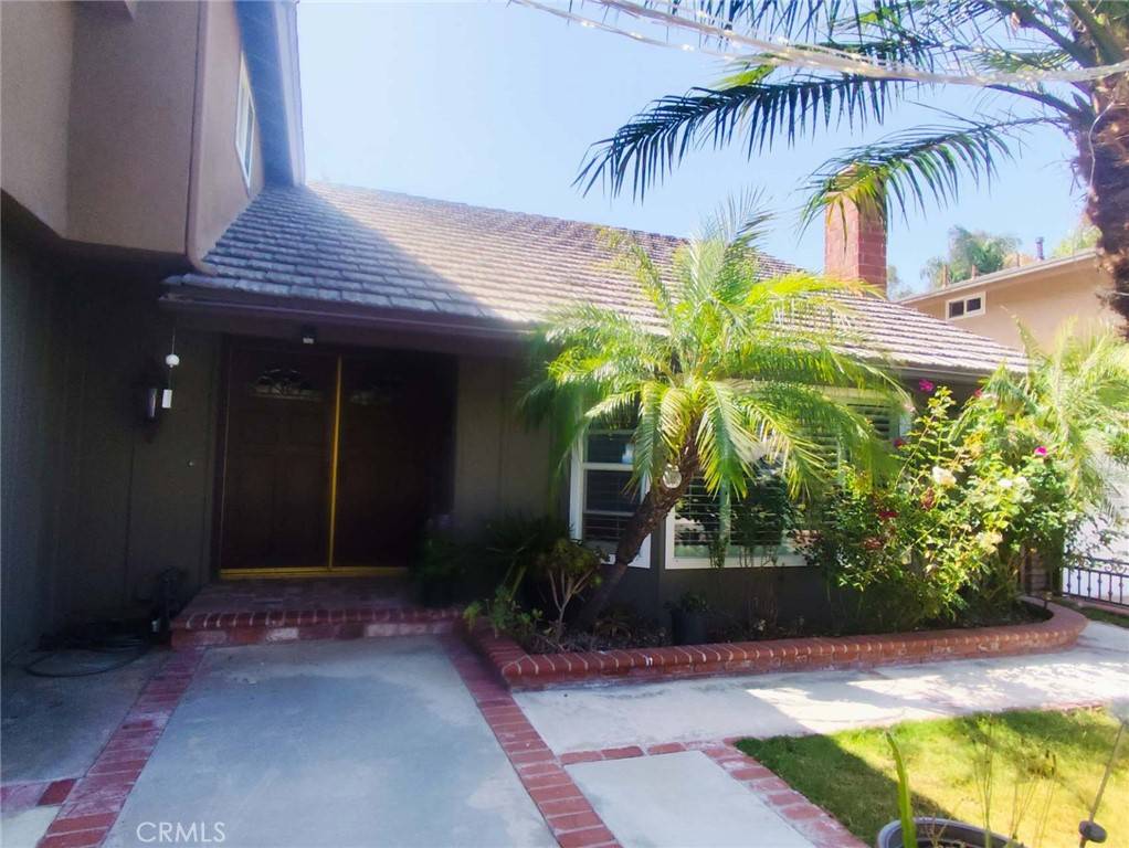Fullerton, CA 92831,2073 Smokewood AVE
