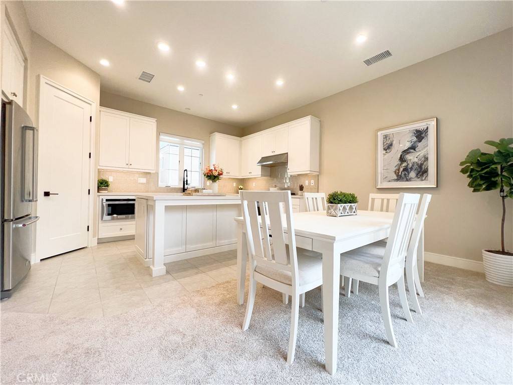 Irvine, CA 92618,115 Montero
