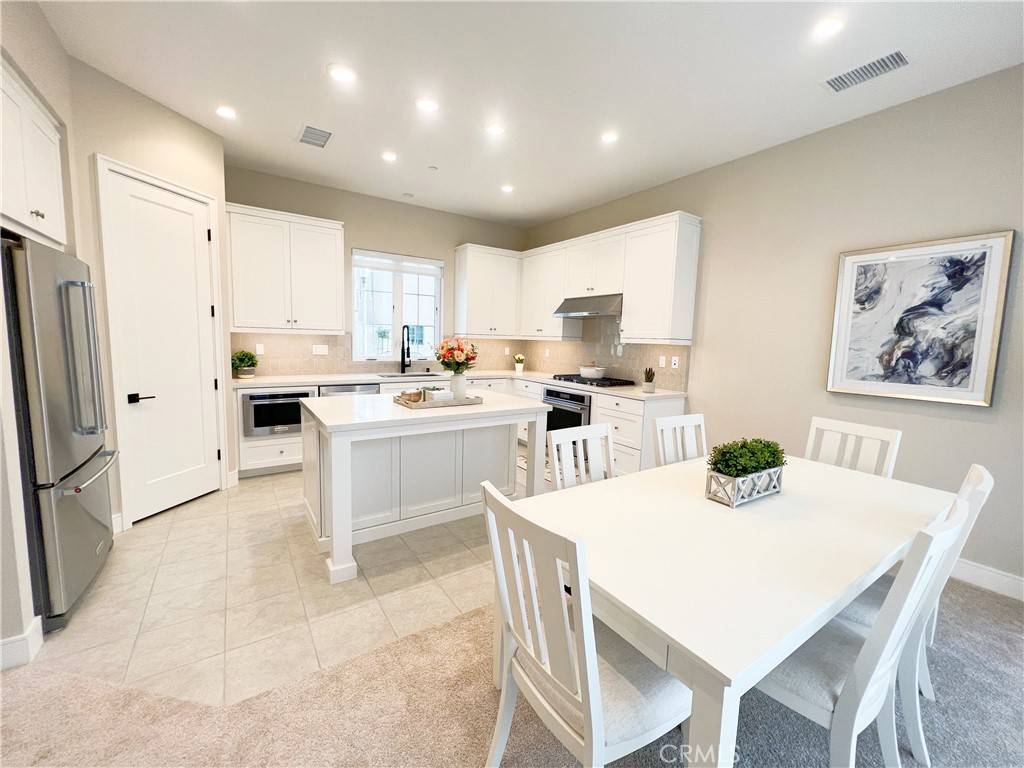 Irvine, CA 92618,115 Montero