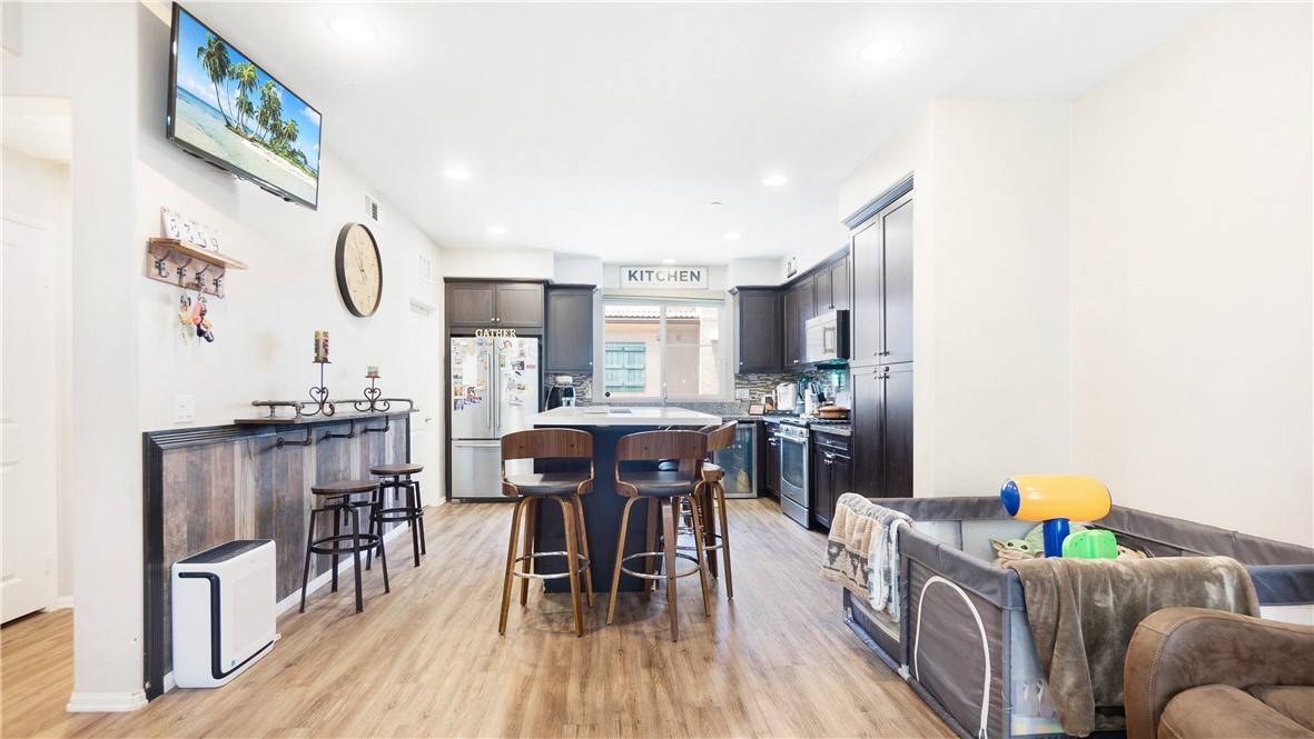 Eastvale, CA 91752,6359 Serpens CT