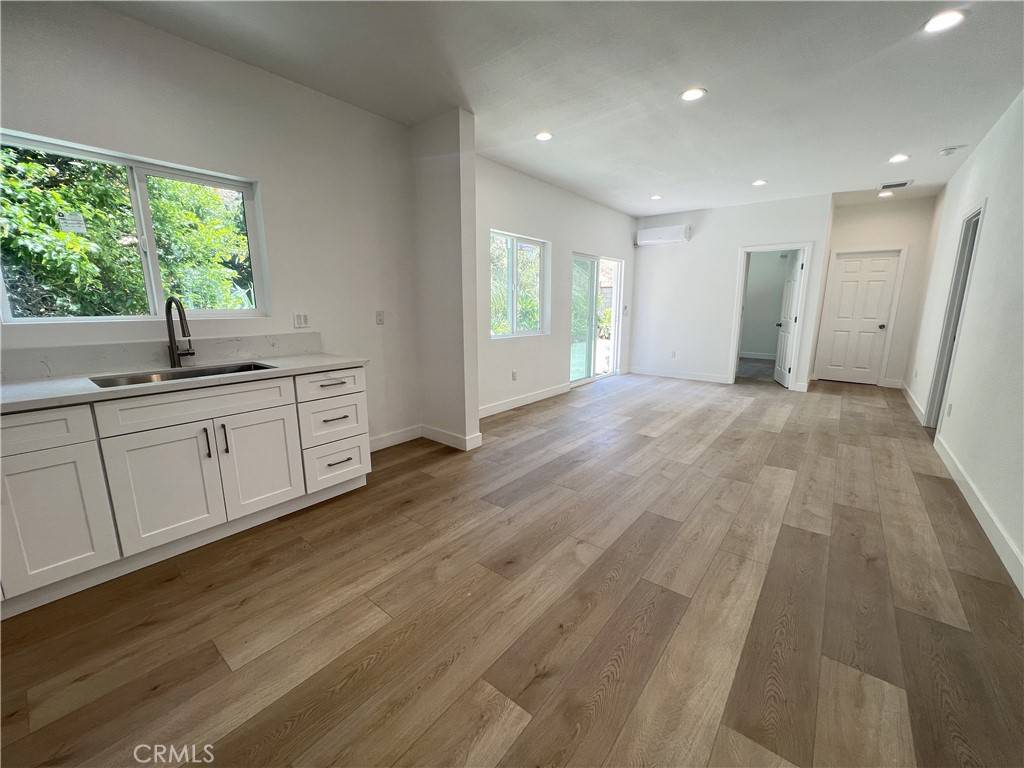 Diamond Bar, CA 91765,1210 Flintlock RD #2