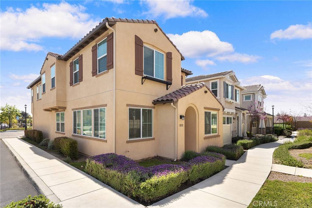 Ontario, CA 91762,5572 Valencia Dr