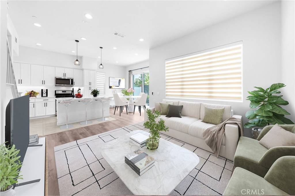 Glendora, CA 91740,930 E Wonder LN