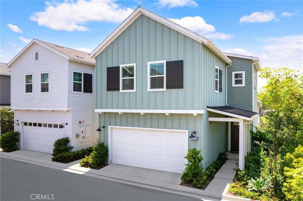 Glendora, CA 91740,930 E Wonder LN