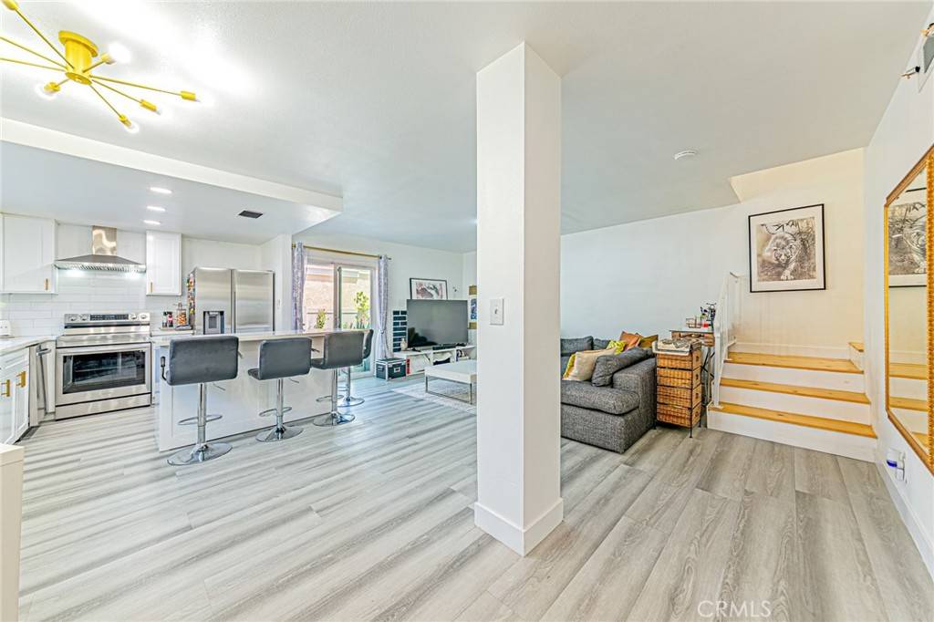 Diamond Bar, CA 91765,23763 Highland Valley RD