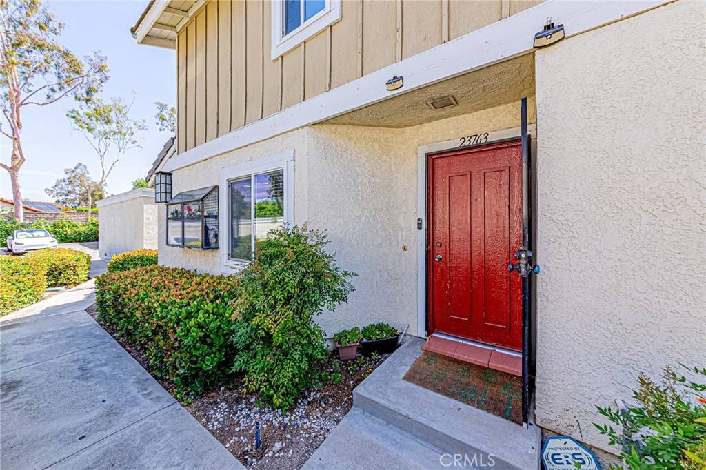 Diamond Bar, CA 91765,23763 Highland Valley RD