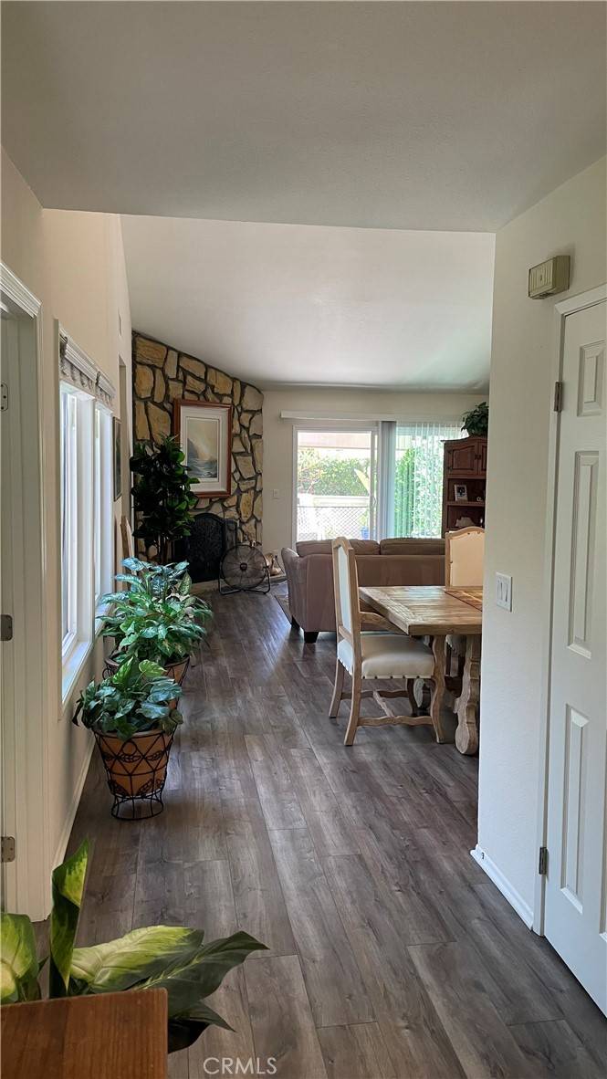 Irvine, CA 92604,20 Park