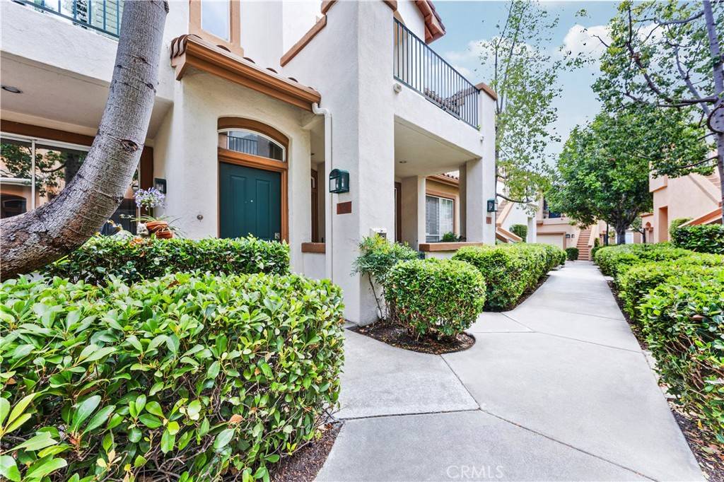 Irvine, CA 92606,2702 Ladrillo Aisle #45