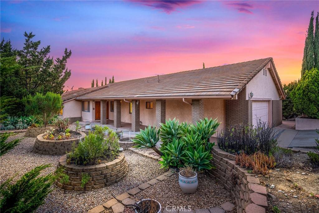 Diamond Bar, CA 91765,2591 Braided Mane DR