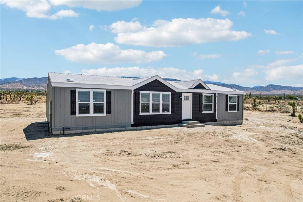 Pinon Hills, CA 92372,537 Calaveras RD