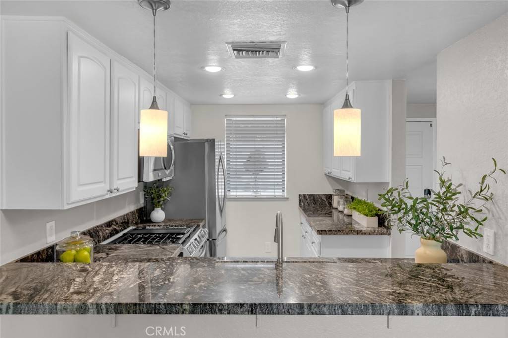 Claremont, CA 91711,662 Sycamore AVE