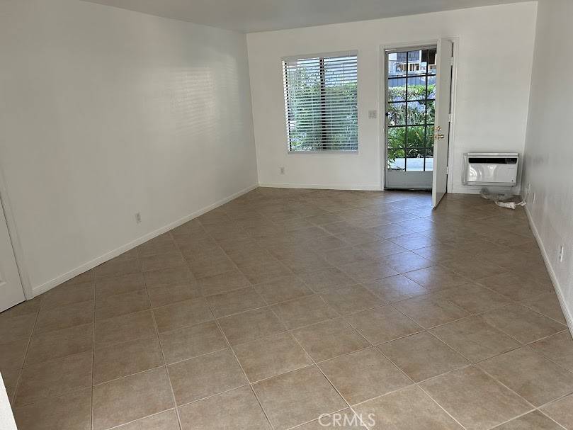 Irvine, CA 92620,189 Streamwood