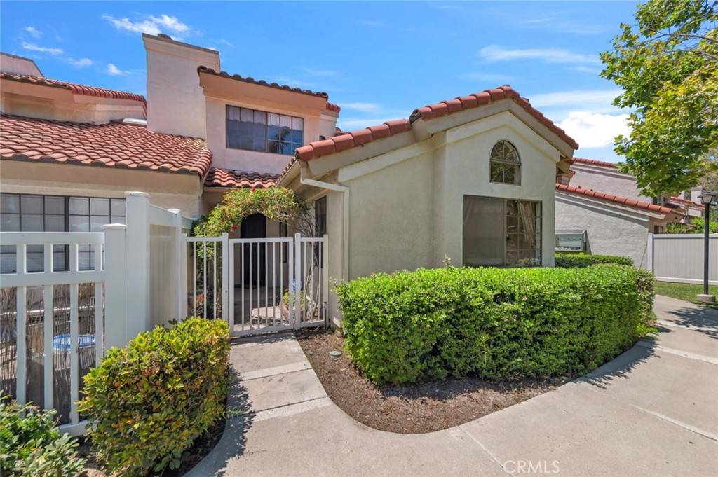 Diamond Bar, CA 91765,22928 Estoril DR #5
