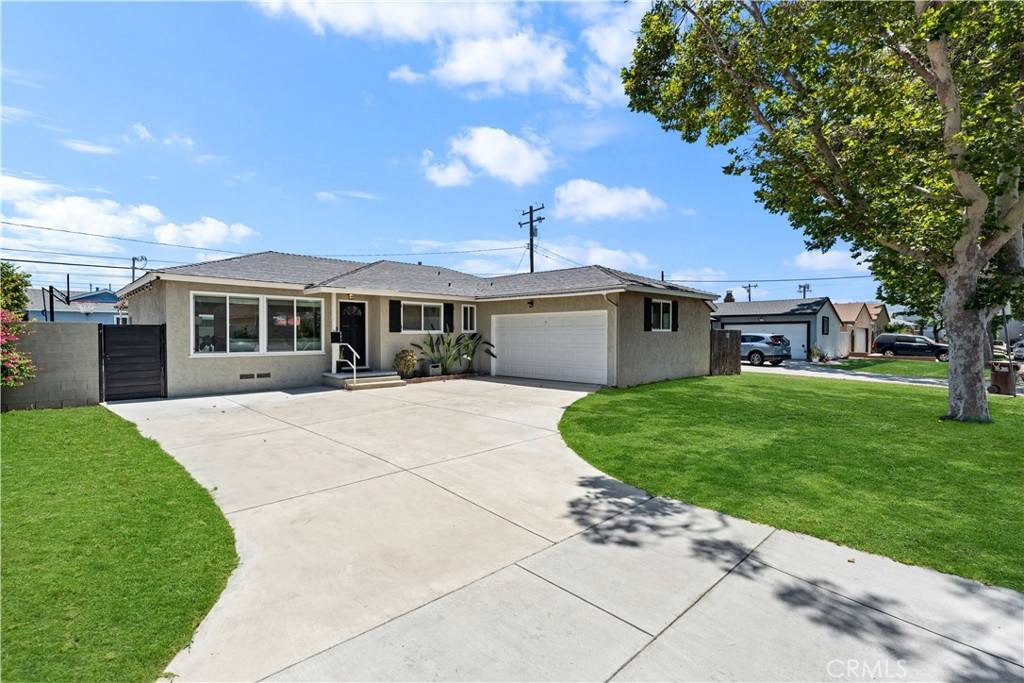 La Puente, CA 91744,330 Glenshaw DR
