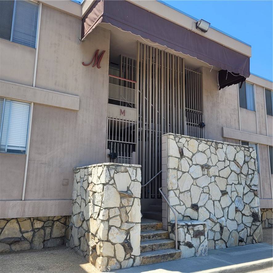 Riverside, CA 92506,6979 Palm CT #M239