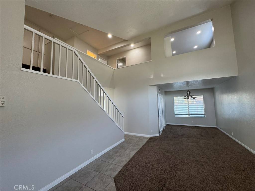 Ontario, CA 91761,2705 Applewood DR