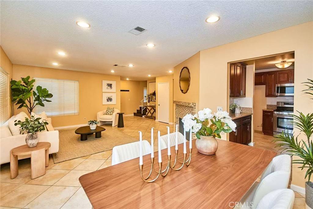 Diamond Bar, CA 91765,1116 Cleghorn DR #B