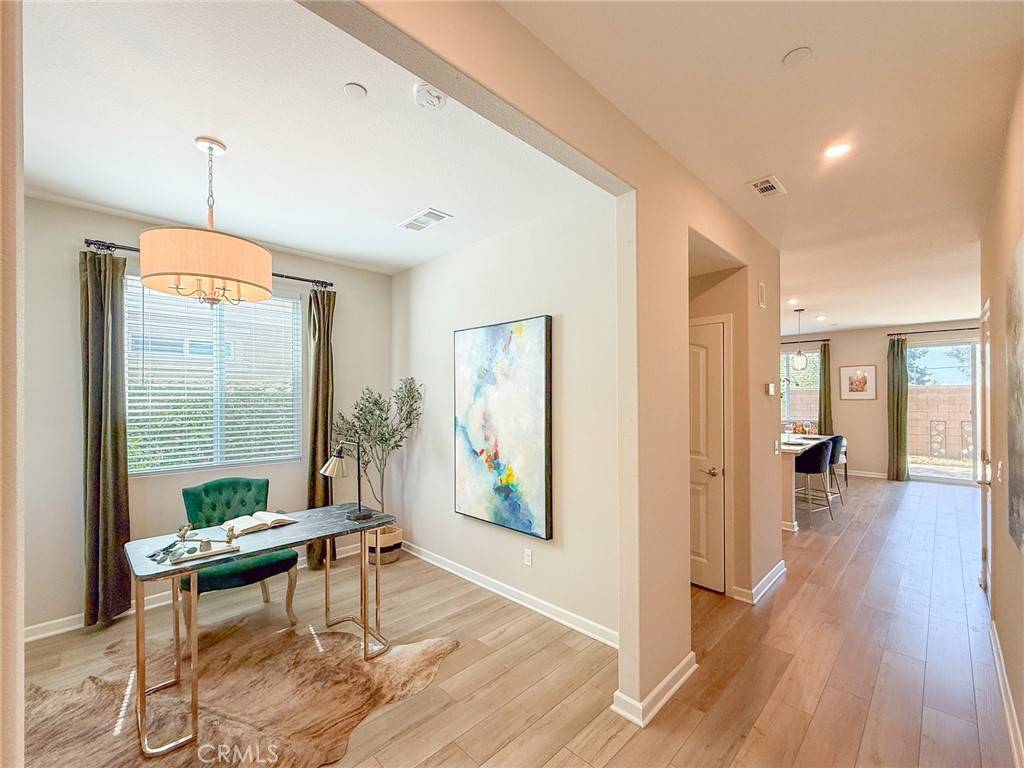 Moreno Valley, CA 92553,24905 Gulfstream LN