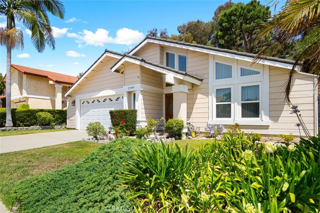 Diamond Bar, CA 91765,23484 Coyote Springs DR