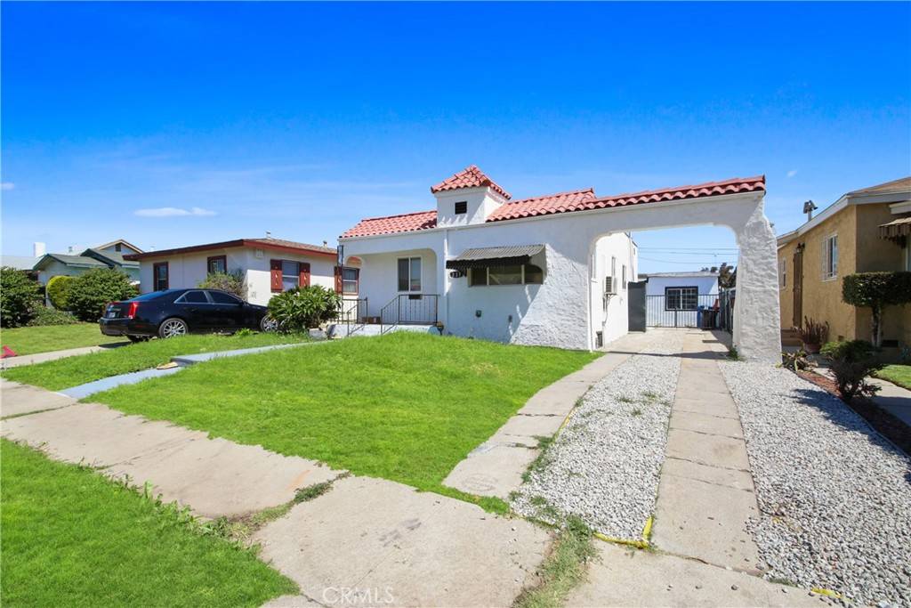 Los Angeles, CA 90061,237 W 118th PL