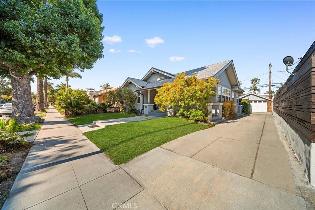 Long Beach, CA 90803,202 Mira Mar AVE