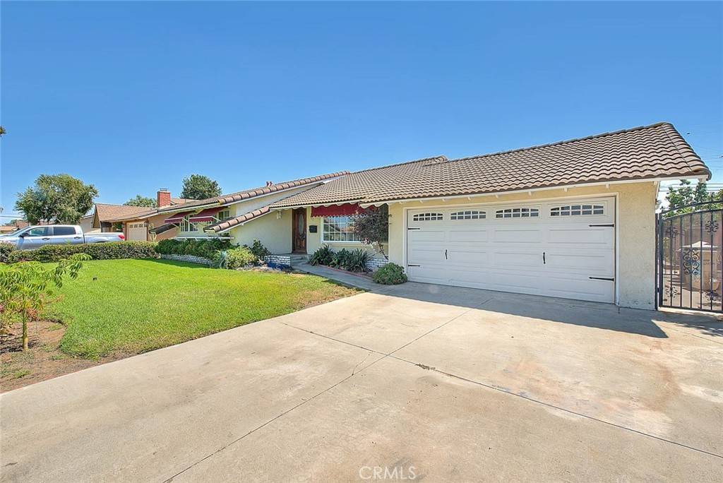 West Covina, CA 91790,902 W Lucille AVE