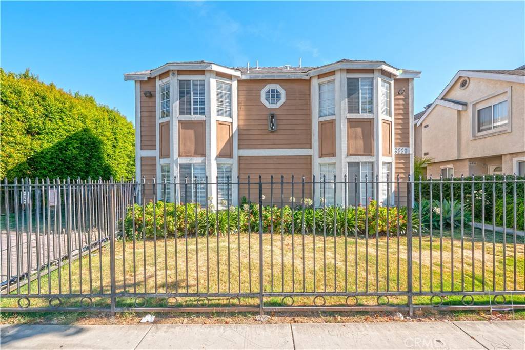 Downey, CA 90242,9228 Elm Vista DR #B