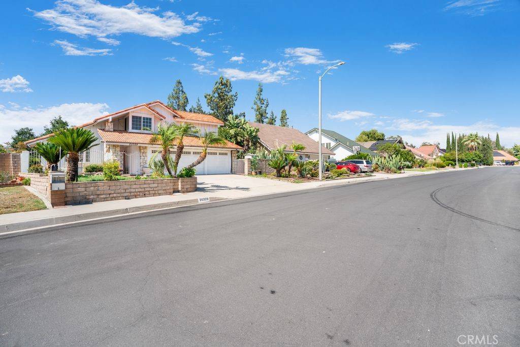 Walnut, CA 91789,20329 Rim Ridge RD