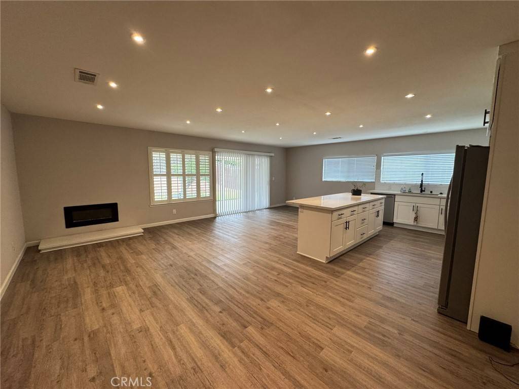 Diamond Bar, CA 91789,1039 Adel AVE