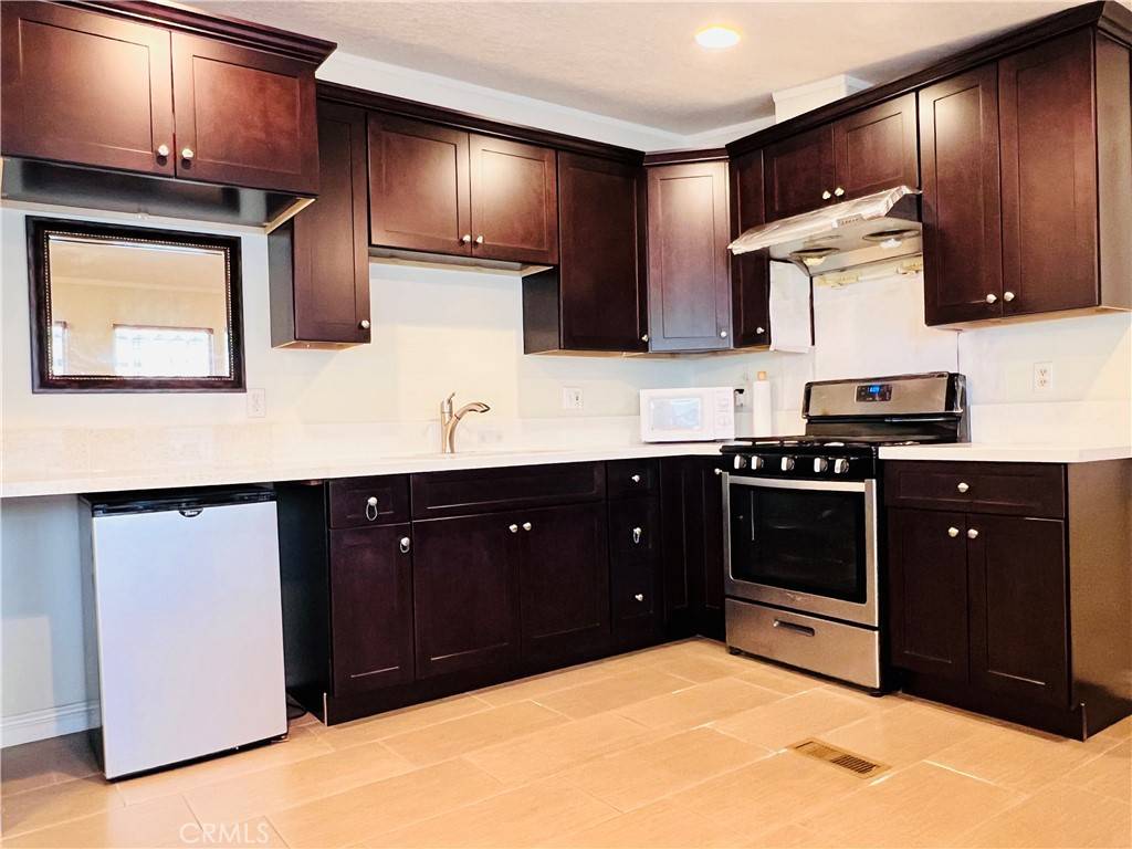 Rowland Heights, CA 91748,1560 S Otterbein AVE #113