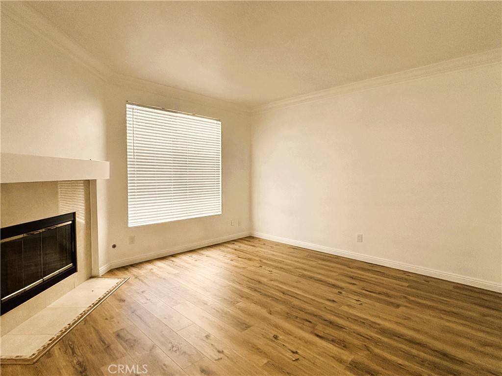 Corona, CA 92882,3190 Castelar CT #102