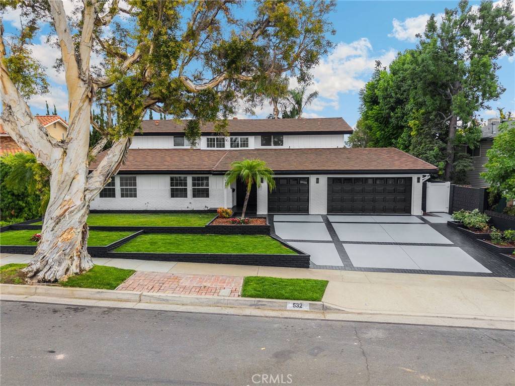 Placentia, CA 92870,532 Somerset DR