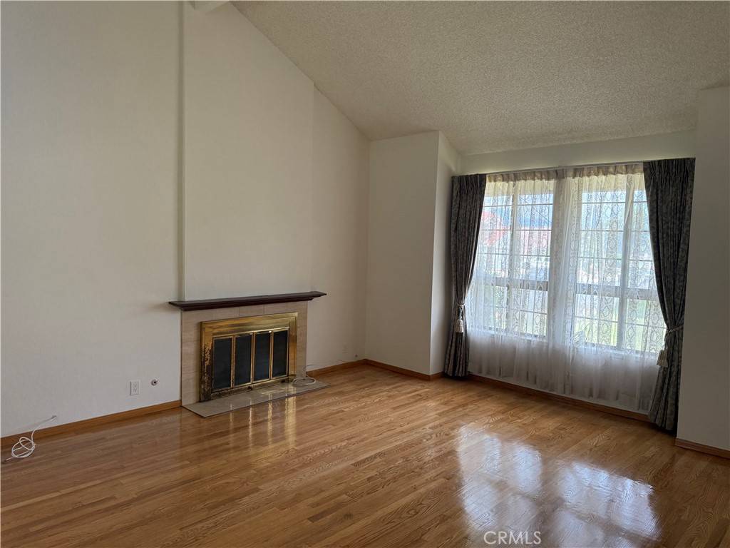 Diamond Bar, CA 91765,1405 Deerfoot DR